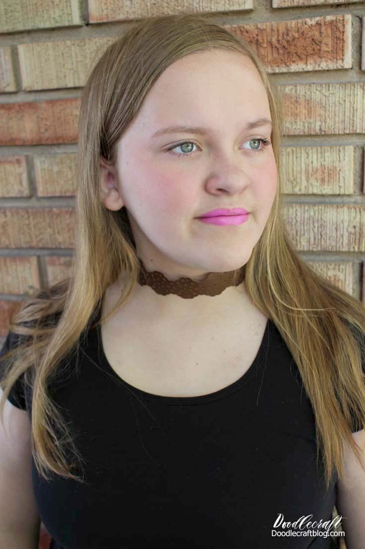 Leather shop lace choker